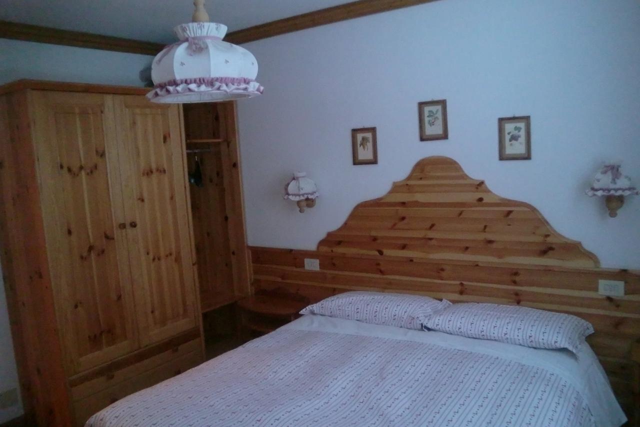 Menardi Sisto B&B Cortina dʼAmpezzo Exteriör bild